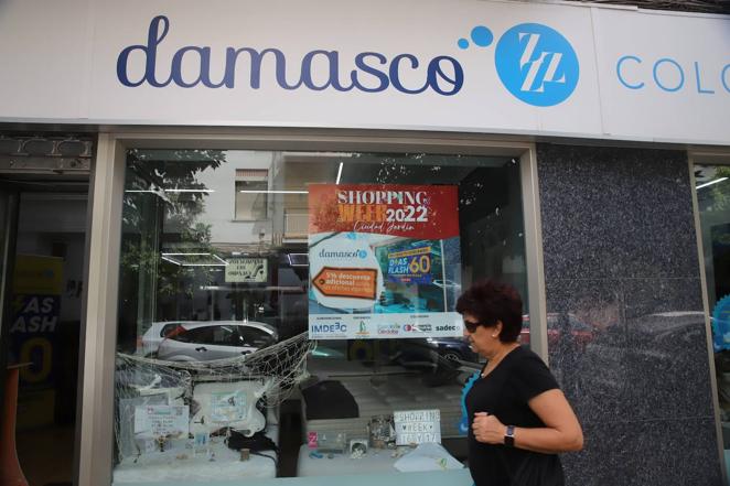 El comercio en el barrio de Ciudad Jardín en Córdoba, en imágenes