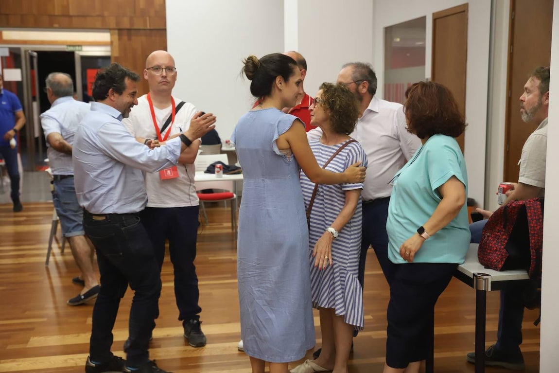 La dura derrota del PSOE de Córdoba en las autonómicas, en imágenes