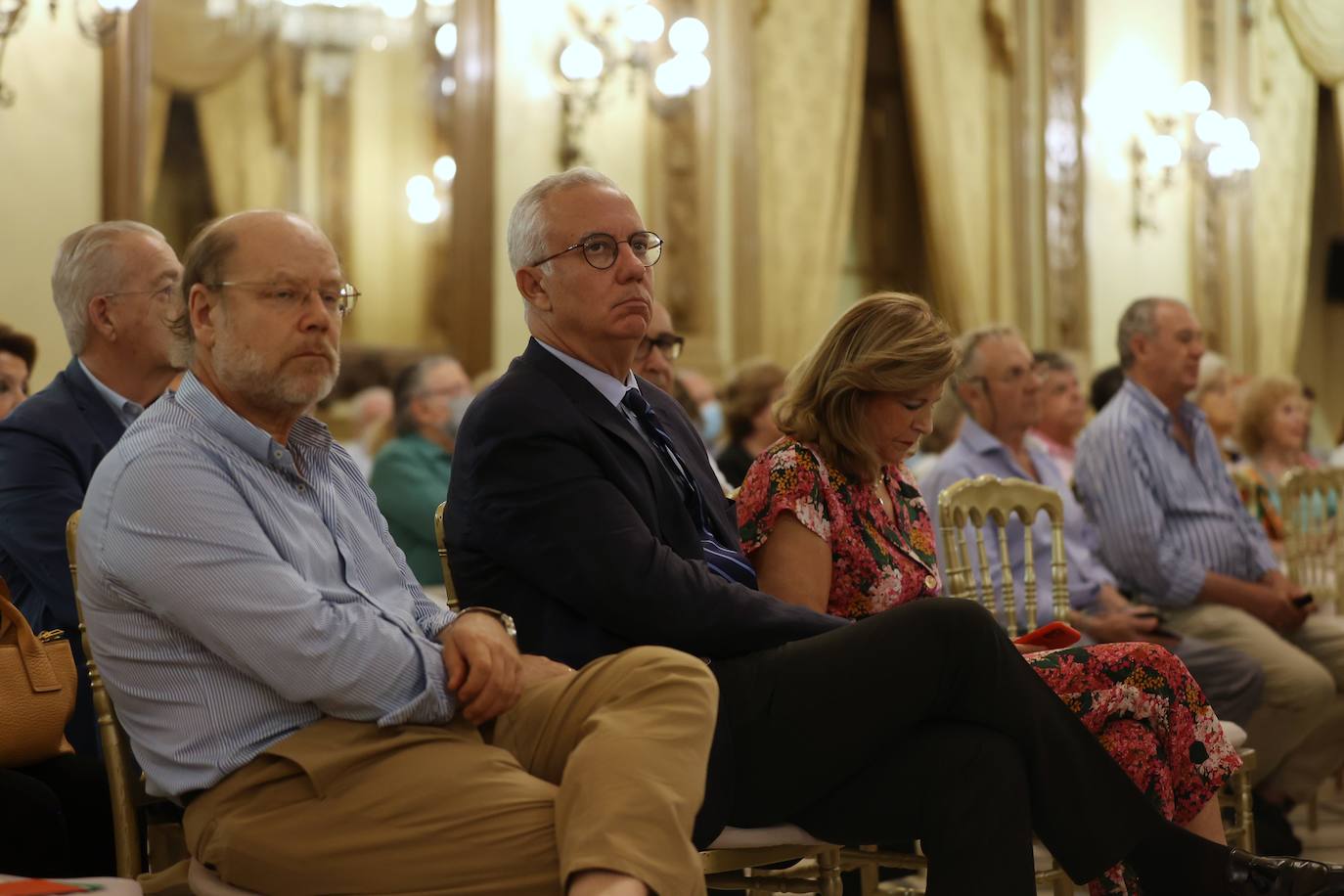 La asamblea del Círculo de la Amistad de Córdoba, en imágenes