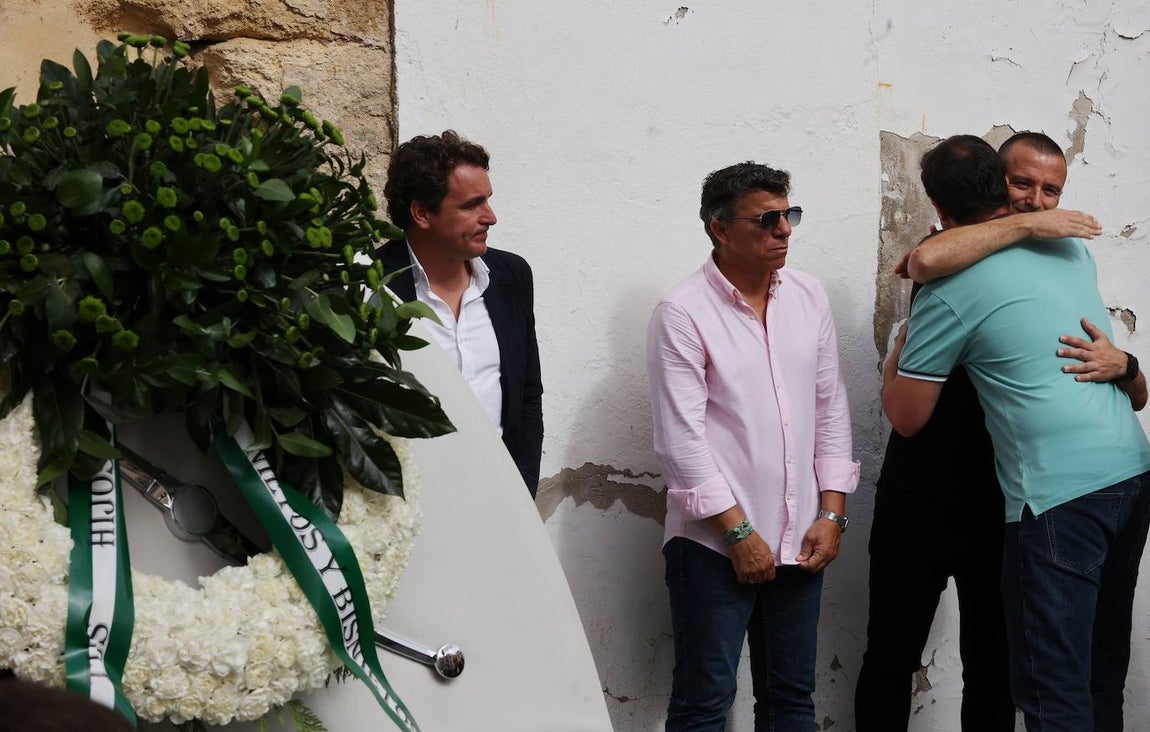 El funeral de Rafael Campanero en Córdoba, en imágenes