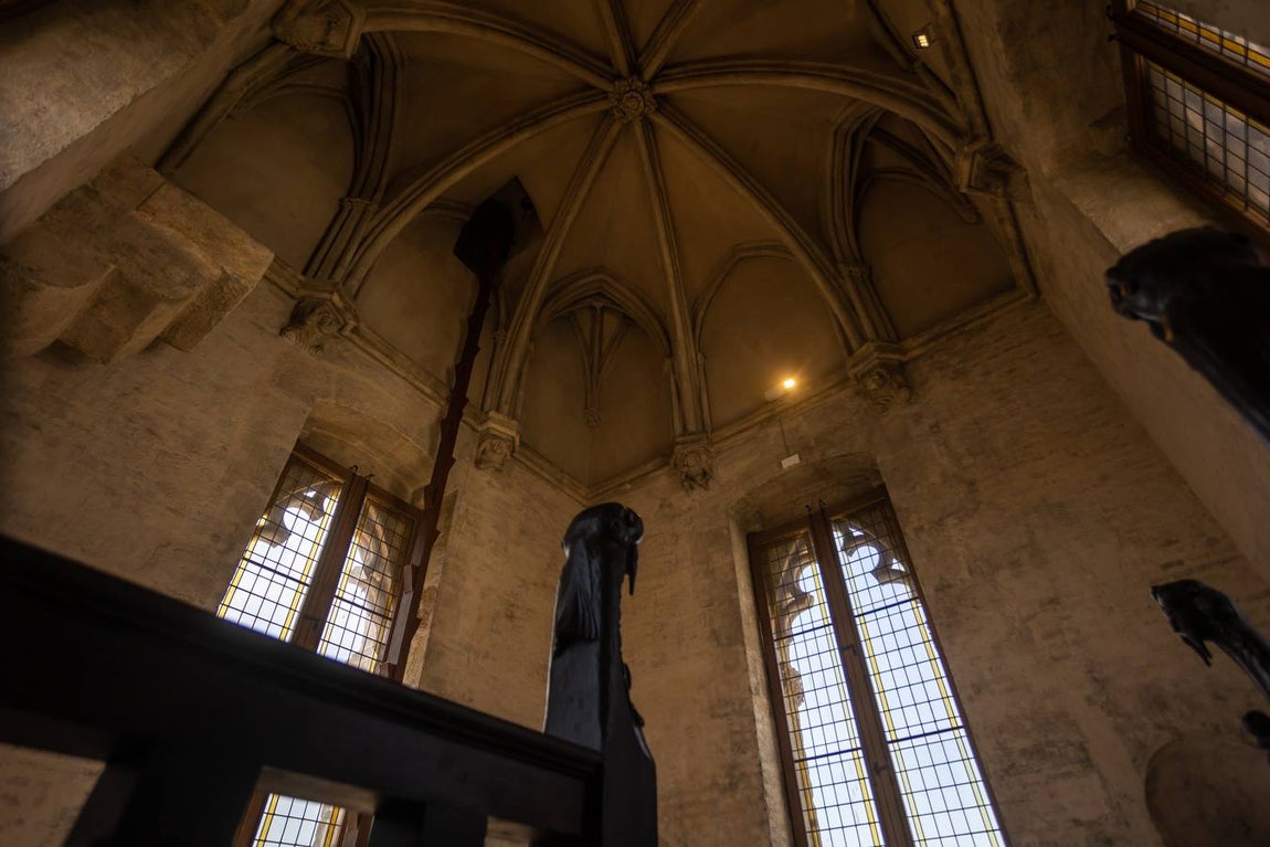 Recorrido interior por una Torre de don Fadrique ya restaurada