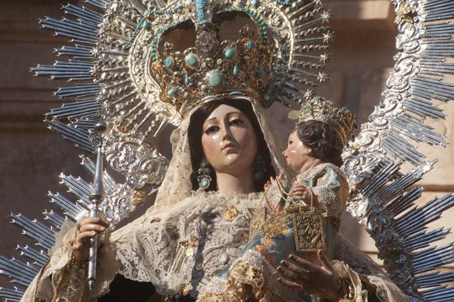 Triana y San Leandro, el inicio de las procesiones carmelitas en Sevilla