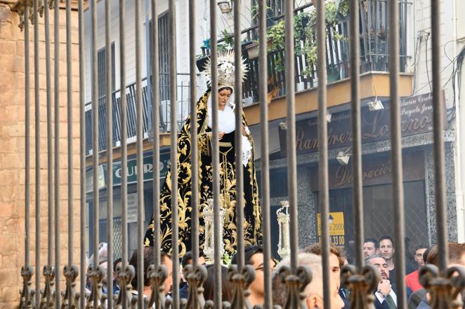 Imágenes del rosario de la Virgen de las Tristezas de la Vera Cruz