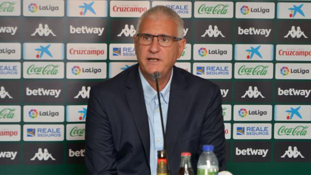 Betis: lateral izquierdo, cantera y fichajes en función de las ventas