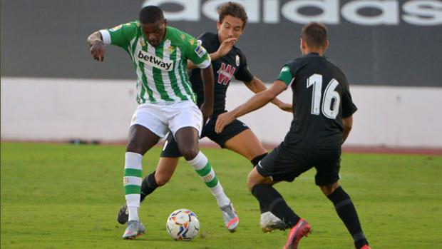 Betis - Granada: triunfo con buenas sensaciones y bastante que mejorar (3-2)