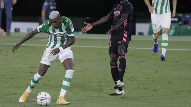 Betis - Real Madrid: La expulsión de Emerson, en vídeo