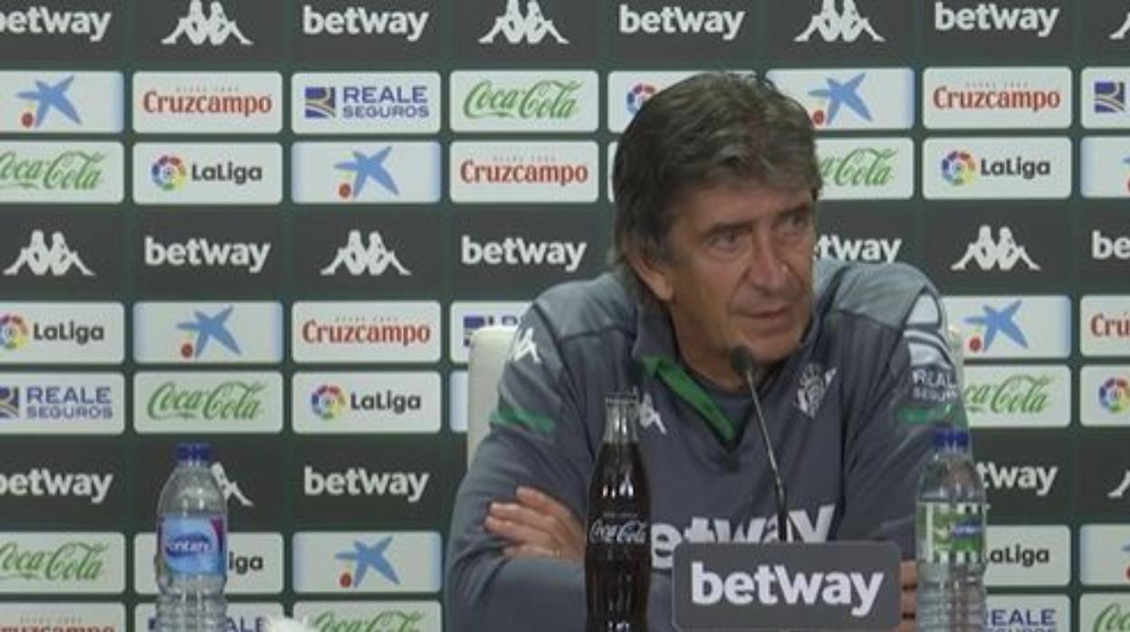 Pellegrini, durante la rueda de prensa previa al encuentro ante el Barcelona