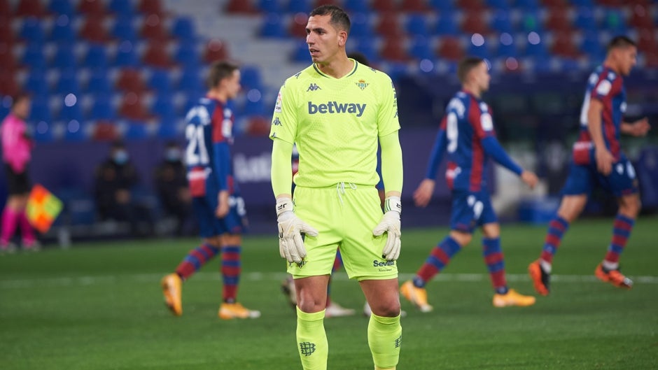 El problema de la portería en el Betis