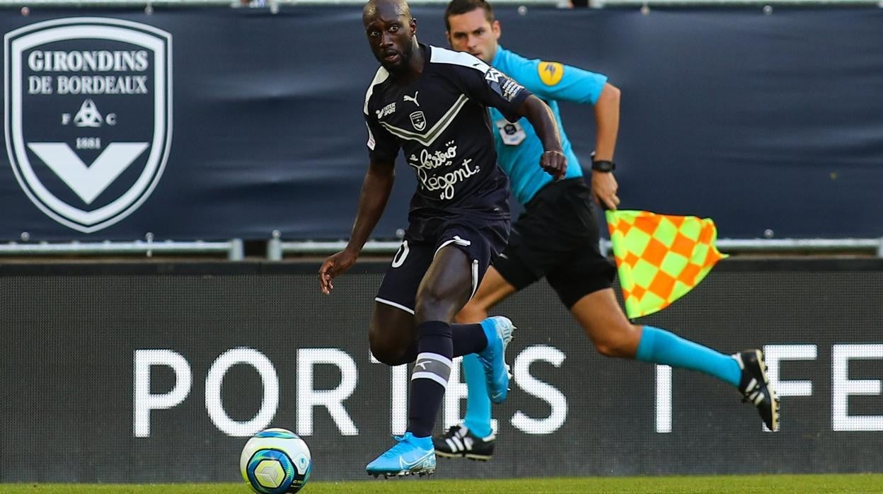 Youssouf Sabaly, en un partido con el Girondins