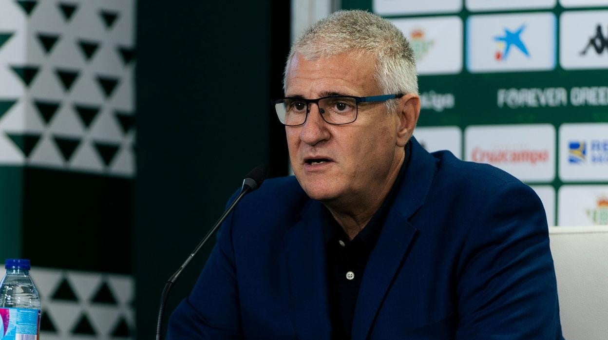 Cordón y los fichajes: «Nos queda un mes y medio y creo que va a ser muy divertido»