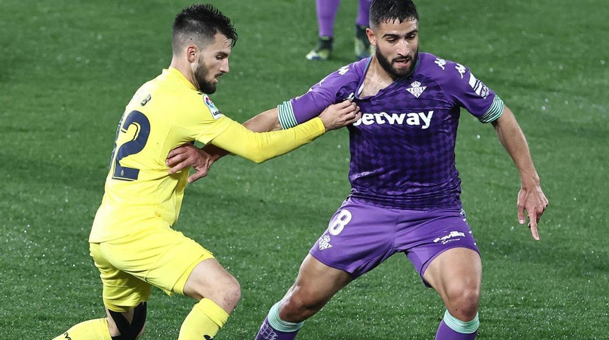 Fekir, en un lance del Villarreal-Betis de la pasada temporada