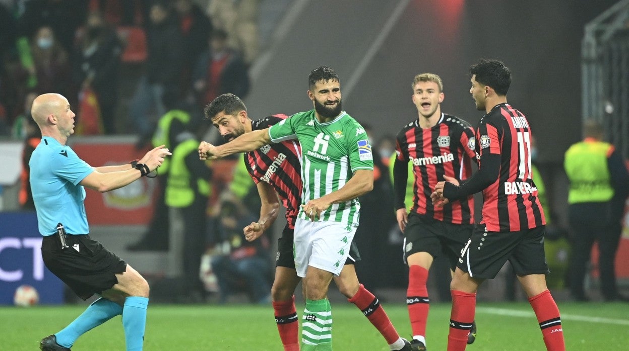 Fekir se expone a una sanción de entre uno y tres partidos