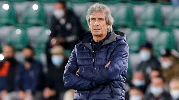 Pellegrini: «Hicimos un partido muy completo, incluso con uno menos»
