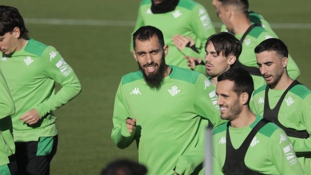 Alineación del Real Betis: ¿Cuál es tu once para el partido contra la Real Sociedad?