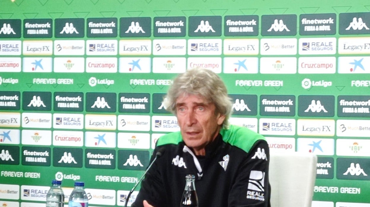 Manuel Pellegrini, en rueda de prensa