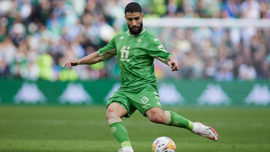 El Betis no acudió a Apelación y Fekir cumplirá su segundo y último partido de sanción ante el Osasuna