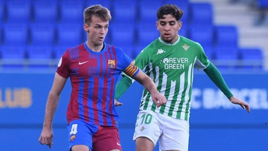 Competición sanciona a Mizzian con seis partidos por graves insultos al árbitro