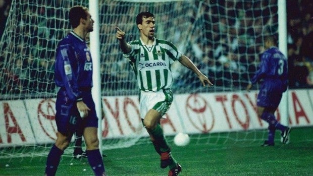 Oli: «Puede pensarse que el Betis es favorito, pero veo al Cádiz ahora con opciones de ganar a cualquiera»