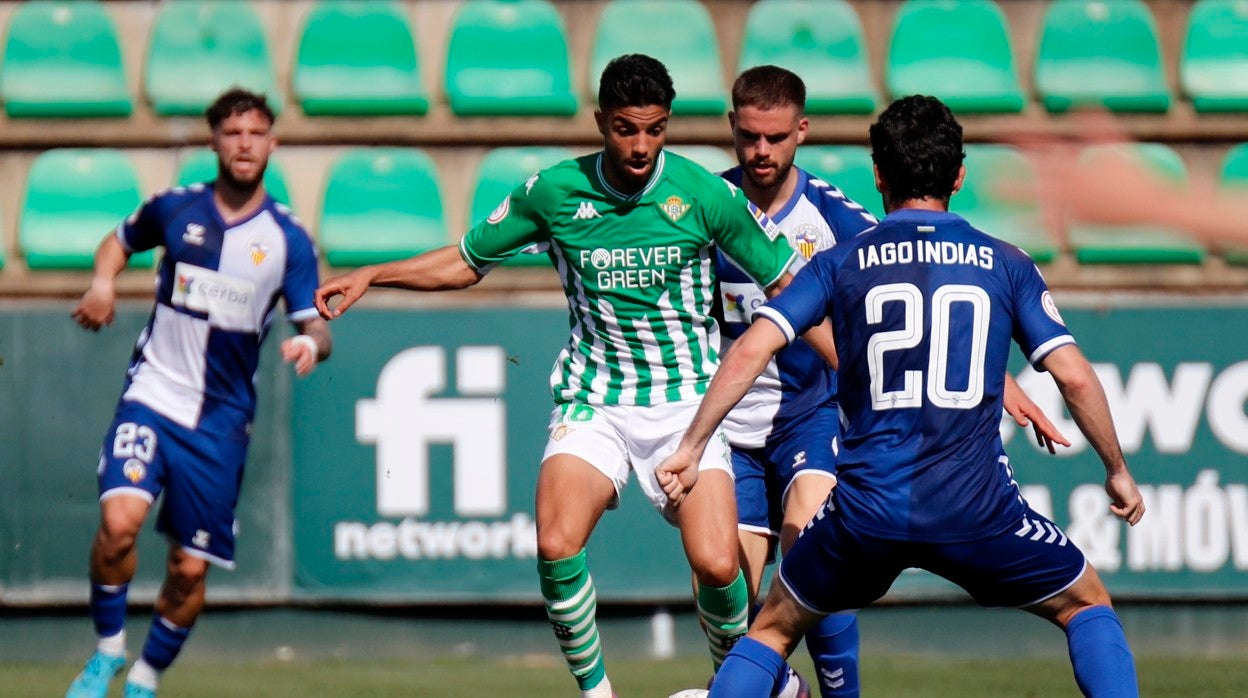 Moha encara a Iago Indias en la Luis del Sol