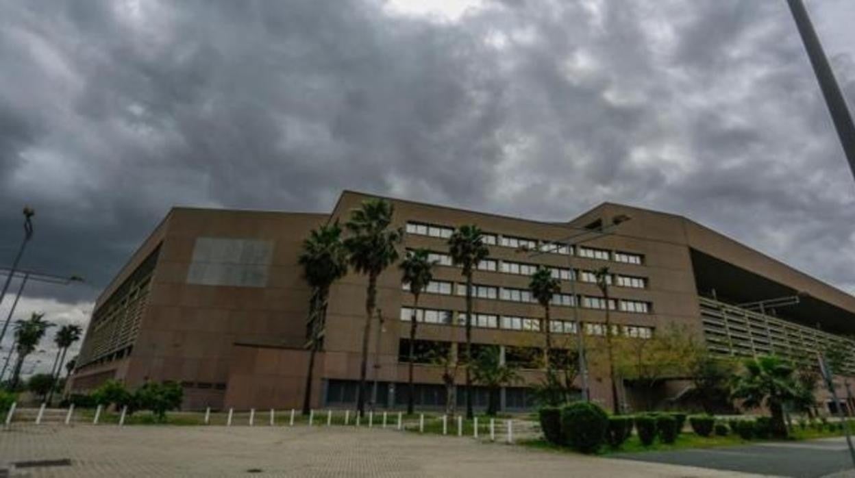 Exterior del estadio de la Cartuja de Sevilla