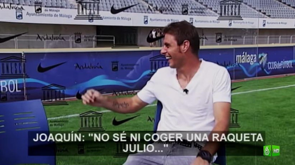 El momento de la entrevista de Joaquín en 2011 en el estadio Ciudad de Málaga