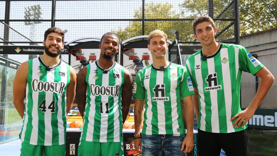 El Coosur Betis desvela la primera equipación de la temporada 2022-2023