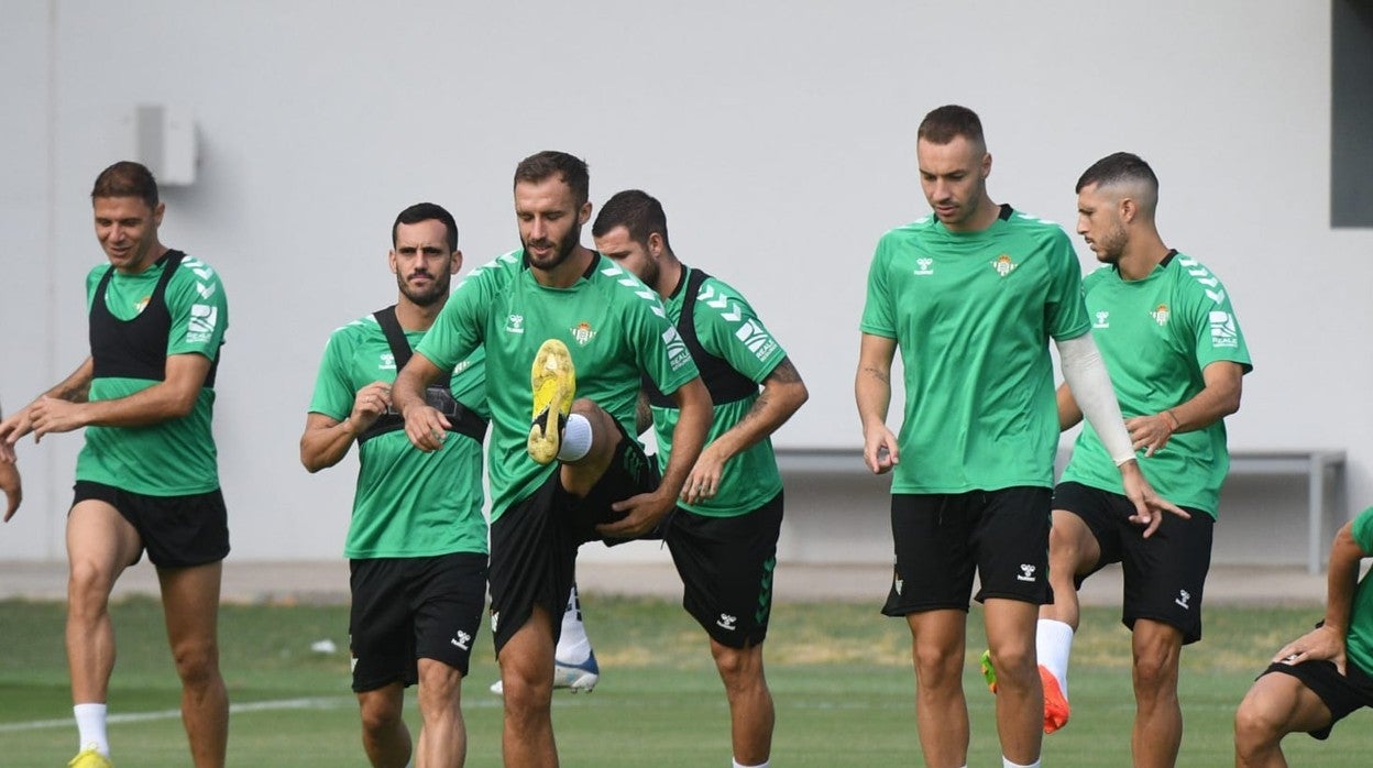 Pellegrini y la unión del vestuario por el gesto de William Carvalho y Pezzella