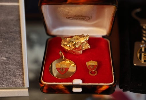 Regalo de la AS Roma a Luis del Sol