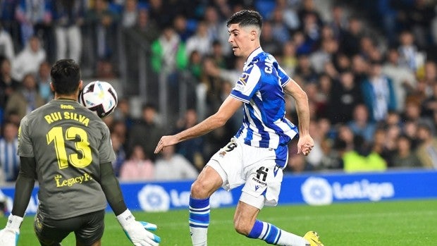 Real Sociedad - Real Betis, las notas de los jugadores: de los despejes de Rui Silva a los pases de gol de Álex Moreno