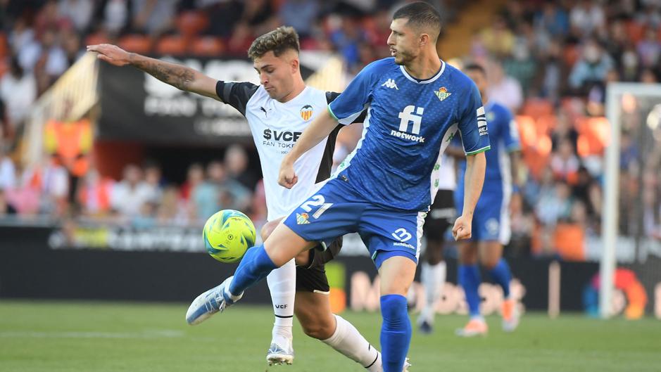 Valencia - Betis: horario, canal y dónde ver en TV y online