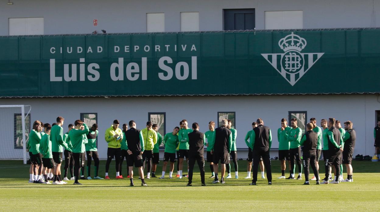 Sesión sin Canales en la previa del Betis - Atalanta