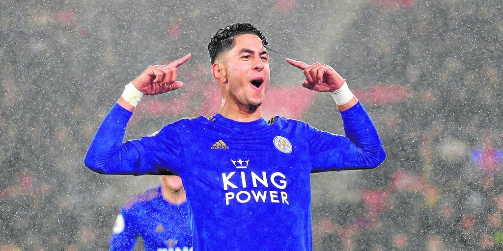 El betis perfila el fichaje de ayoze a la espera de las salidas de loren y lainez