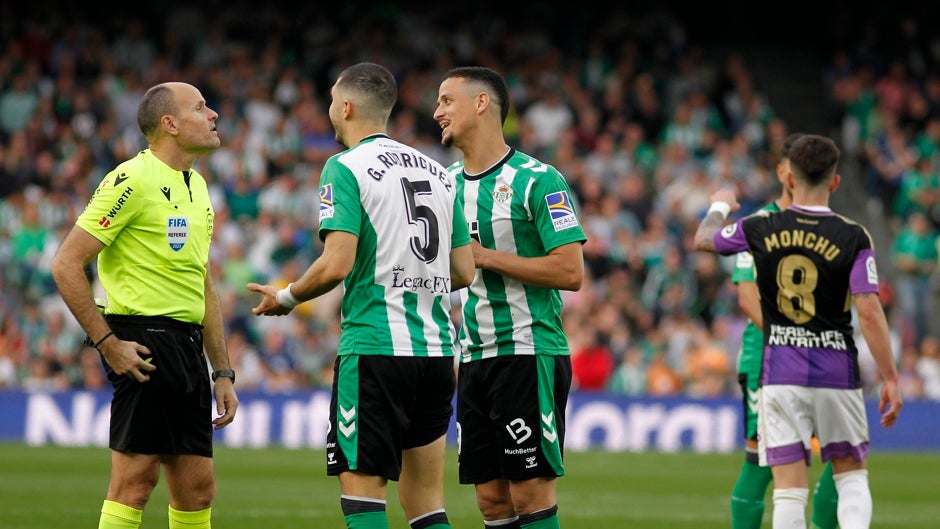 Guido Rodríguez no estará ante el Elche por tarjetas