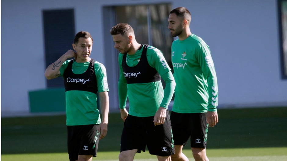 Lesión de Víctor Ruiz en el inicio del entrenamiento
