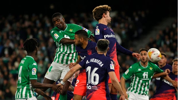 El Betis lanza una promoción de entradas para el debut en el Villamarín ante el Atlético