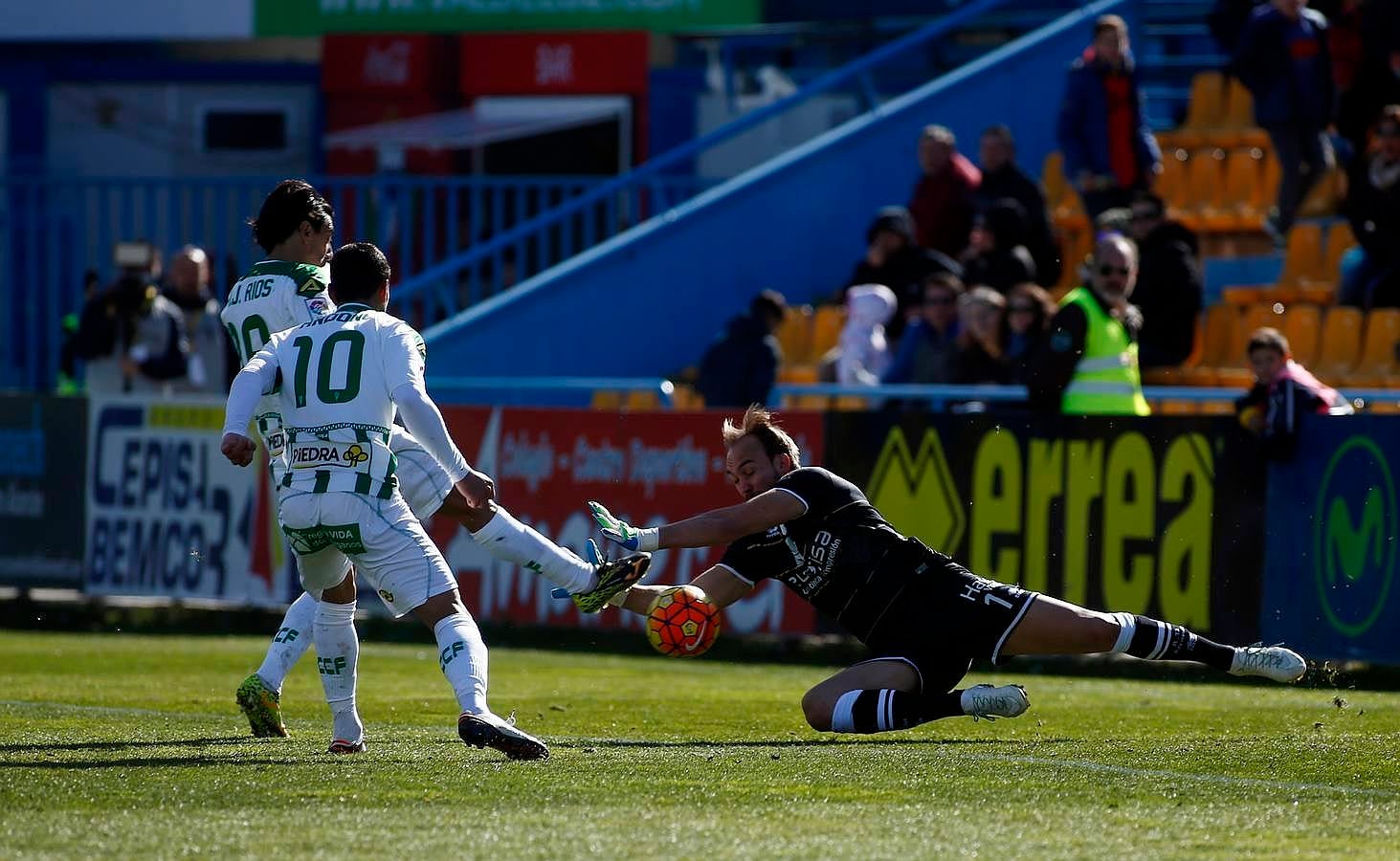 El partido del Alcorcón-Córdoba CF, en imágenes