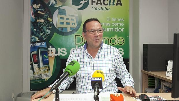 El portavoz de Facua en Córdoba, Francisco Martínez Claus