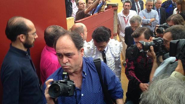 Finito abandona cabizbajo el albero del Coso de los Califas