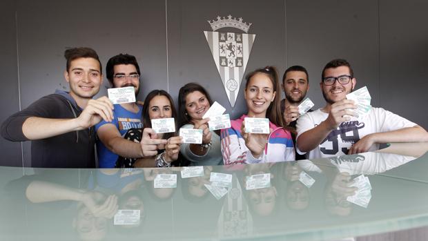 Precios, incentivos y fecha de venta de los abonos del Córdoba CF