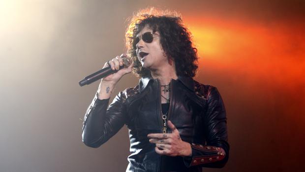 Enrique Bunbury, la eterna voz del rock para la noche de la Axerquía de Córdoba