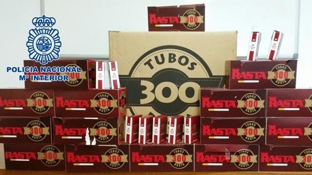 La Policía Nacional interviene 350 cajetillas de tabaco de «fabricación casera»