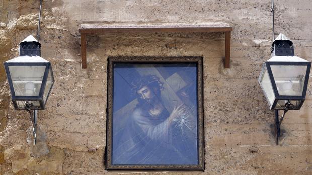 El Cristo del Adarve vuelve a sufrir ataques a pedradas