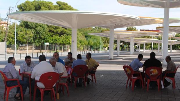 Edición anterior del Marathón de Dominó en la plaza de las Setas