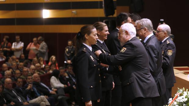 Acto con motivo del Día de la Policía, en el Rectorado