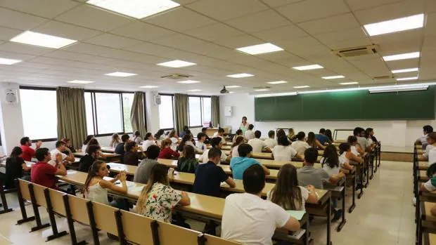 Un grupo de alumnos durante una de las pruebas de acceso a la Universidad delpasado septiembre