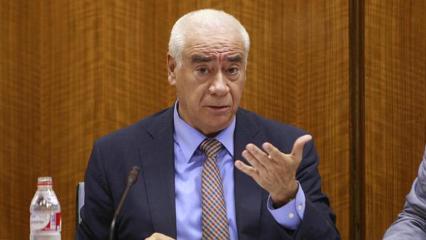 El exconsejero Luciano Alonso, el pasado 30 de enero, antes de declarar ante el TSJA en Granada