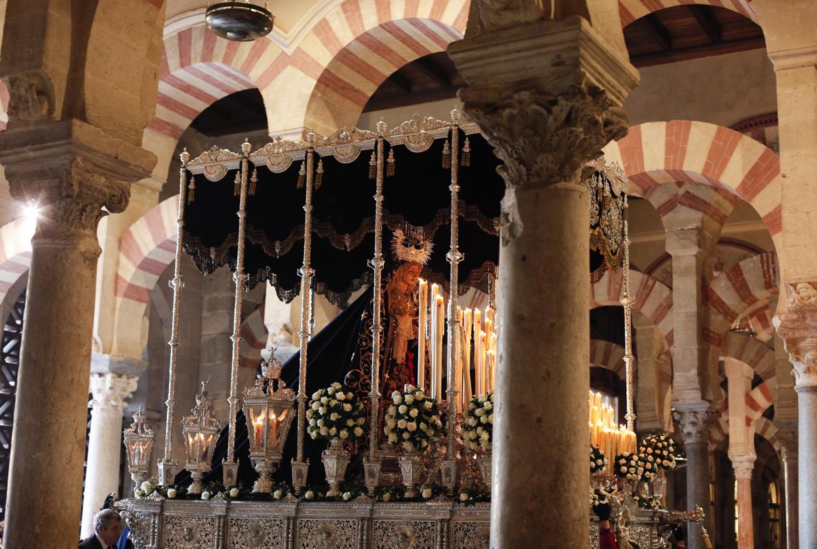 La Concepción, a su paso por la Catedral