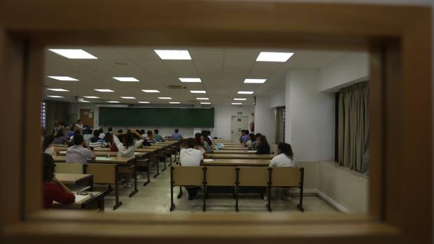 Más de 1.700 cordobeses se examinarán para obtener el  Graduado en ESO
