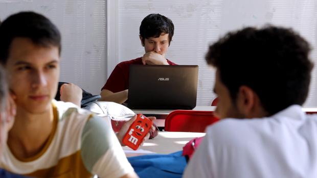Radiografía de la universidad en Andalucía: llega la hora para unos 50.000 estudiantes de elegir carrera