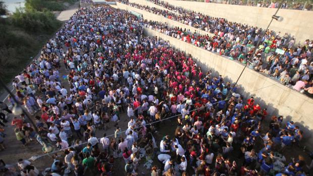 Botellón multitudinario en Córdoba
